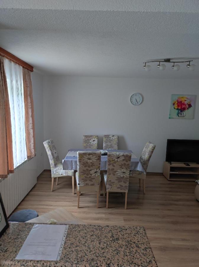 Apartment Sanja Smoljanac Ngoại thất bức ảnh
